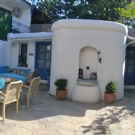 Eden In Teos Homestay szállás